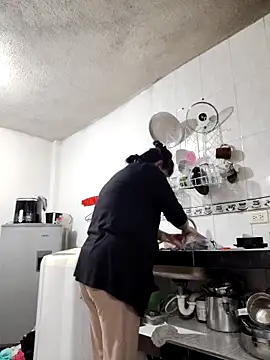 Snapshot of Natasha_milf__ chatting on 11/27/25, 02:57 Natasha milf online show from 11/27/25, 02:57