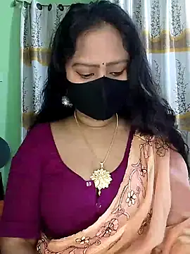 Idhika Paul online show from 01/24/25, 01:45