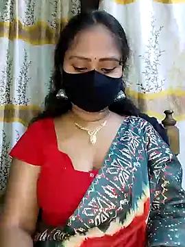 Idhika Paul online show from 02/10/25, 03:42