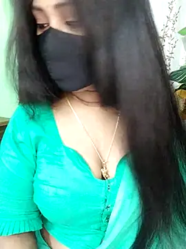 Snapshot of Idhika_Paul chatting on 12/19/25, 08:54 Idhika Paul online show from 12/19/25, 08:54