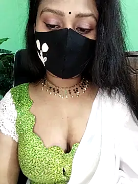 Snapshot of Idhika_Paul chatting on 01/13/26, 05:40 Idhika Paul online show from 01/13/26, 05:40
