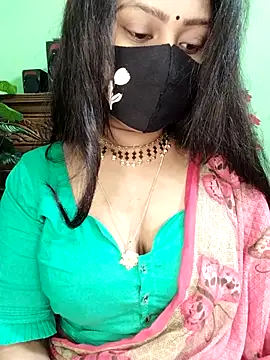 Snapshot of Idhika_Paul chatting on 01/14/26, 03:28 Idhika Paul online show from 01/14/26, 03:28