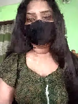 Snapshot of Idhika_Paul chatting on 04/05/26, 03:15 Idhika Paul online show from 04/05/26, 03:15