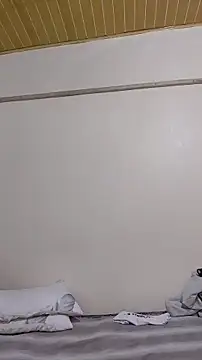 Snapshot of MaskedGQ chatting on 11/09/25, 07:34 MaskedGQ online show from 11/09/25, 07:34