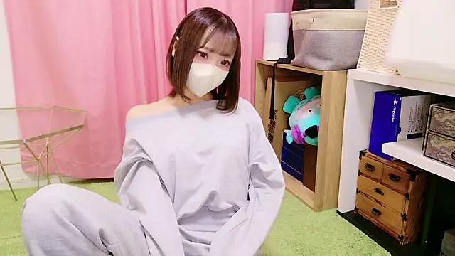 Snapshot of nyakotan chatting on 11/29/25, 11:13 nyakotan online show from 11/29/25, 11:13