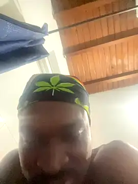 Snapshot of Terrance_z chatting on 11/05/25, 05:07 Terrance z online show from 11/05/25, 05:07