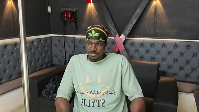 Snapshot of Terrance_z chatting on 11/06/25, 06:42 Terrance z online show from 11/06/25, 06:42