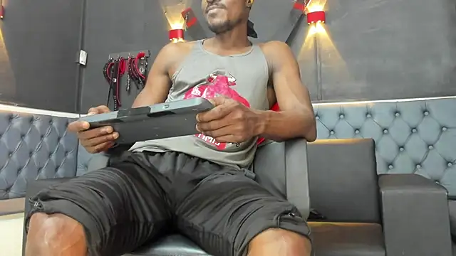 Snapshot of Terrance_z chatting on 11/09/25, 08:40 Terrance z online show from 11/09/25, 08:40