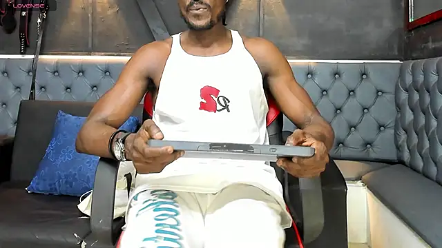 Snapshot of Terrance_z chatting on 11/26/25, 07:37 Terrance z online show from 11/26/25, 07:37