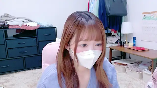 Yui-Ch online show from 05/10/26, 12:21