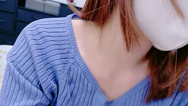 Yui-Ch online show from 05/20/26, 12:11