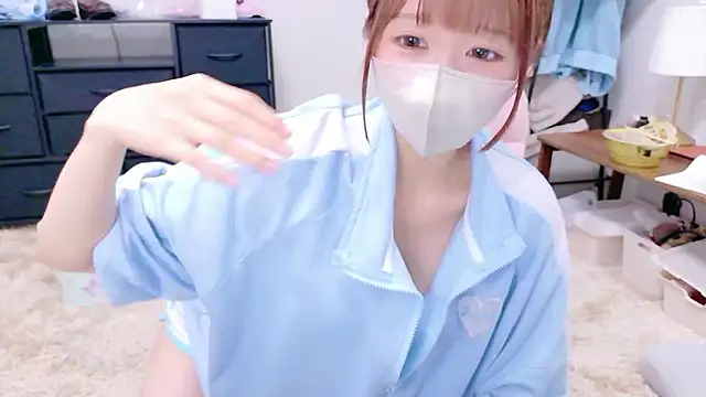 Yui-Ch online show from 06/04/26, 12:22