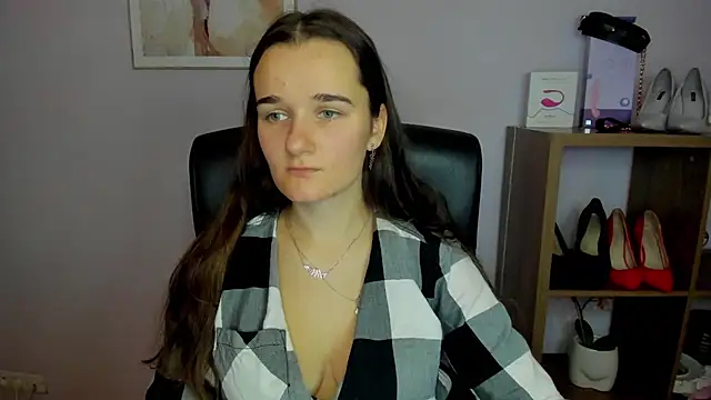 KateDelight online show from 10/04/25, 06:44