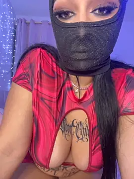 Snapshot of kamila_french chatting on 11/13/25, 10:08 kamila french online show from 11/13/25, 10:08