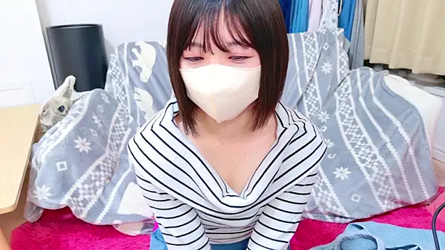 Minami San online show from 12/04/24, 05:11