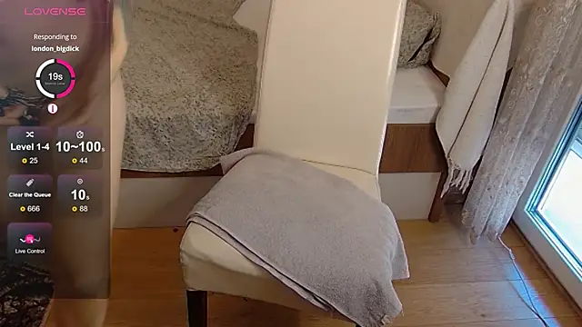 Snapshot of _blackgem chatting on 09/23/25, 09:01 blackgem online show from 09/23/25, 09:01