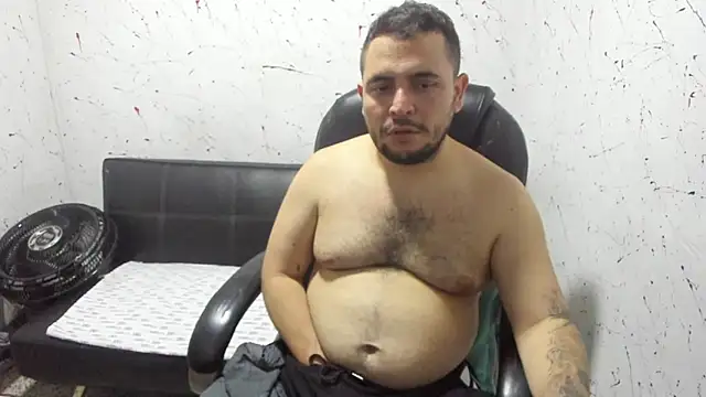  ace ventura online show from 10/24/25, 04:36