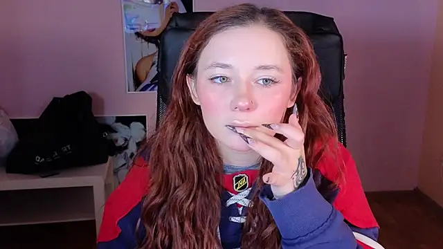 carolina elf online show from 12/20/24, 07:55