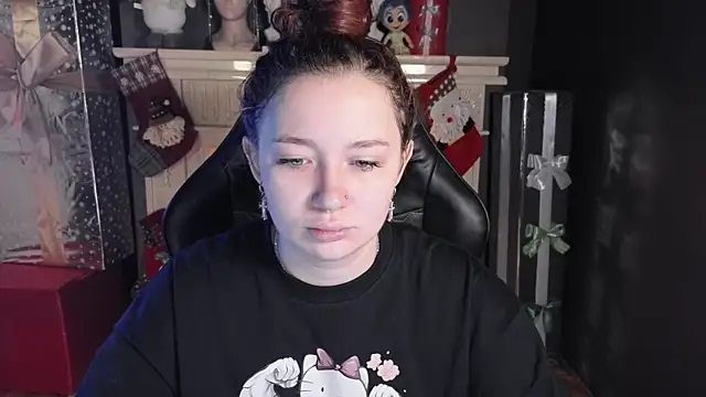 carolina elf online show from 12/30/24, 05:37