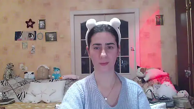 Snapshot of INELIKA chatting on 12/29/24, 10:03 INELIKA online show from 12/29/24, 10:03