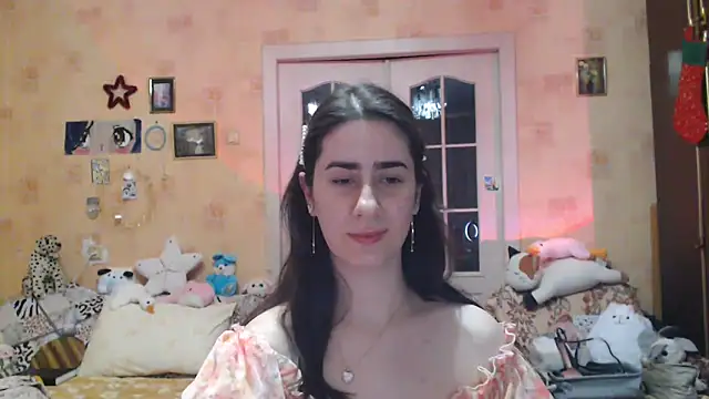 Snapshot of INELIKA chatting on 01/11/25, 11:02 INELIKA online show from 01/11/25, 11:02