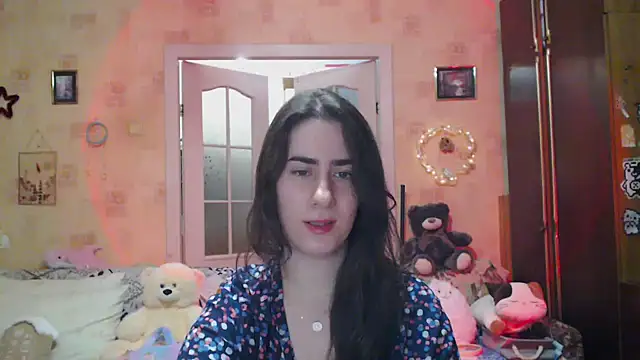 Snapshot of INELIKA chatting on 09/17/25, 09:05 INELIKA online show from 09/17/25, 09:05