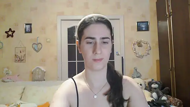 Snapshot of INELIKA chatting on 10/21/25, 09:04 INELIKA online show from 10/21/25, 09:04