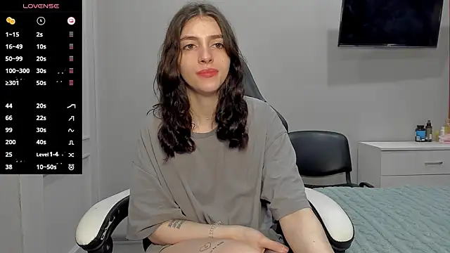 Snapshot of broosnica1 chatting on 10/08/25, 05:49 broosnica1 online show from 10/08/25, 05:49