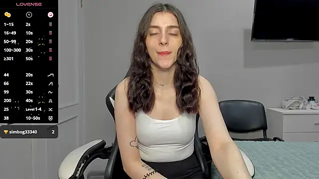 Snapshot of broosnica1 chatting on 11/03/25, 08:15 broosnica1 online show from 11/03/25, 08:15