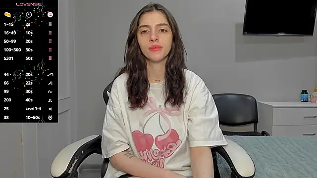 Snapshot of broosnica1 chatting on 11/23/25, 07:41 broosnica1 online show from 11/23/25, 07:41