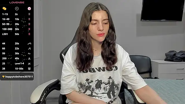 Snapshot of broosnica1 chatting on 11/26/25, 05:41 broosnica1 online show from 11/26/25, 05:41