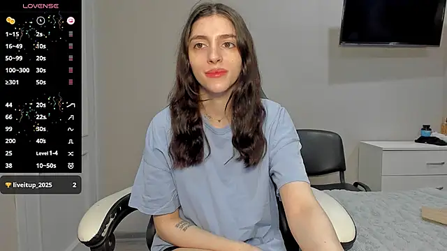 Snapshot of broosnica1 chatting on 12/01/25, 09:25 broosnica1 online show from 12/01/25, 09:25