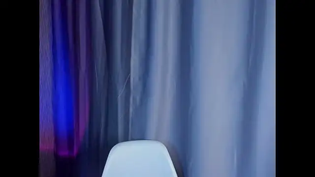 Snapshot of little_m0use chatting on 01/22/25, 08:40 little m0use online show from 01/22/25, 08:40