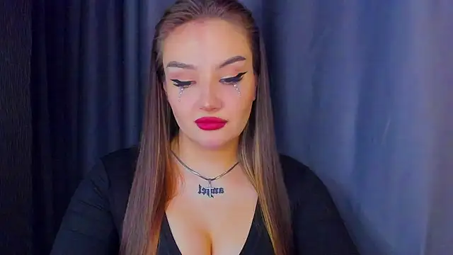 Snapshot of little_m0use chatting on 03/19/25, 07:18 little m0use online show from 03/19/25, 07:18