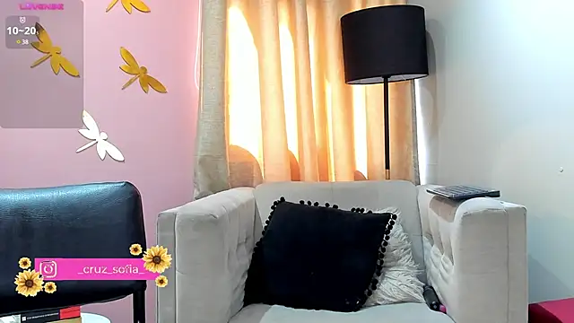  AlejaCruz  online show from 01/11/25, 07:49