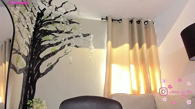  AlejaCruz  online show from 05/29/26, 07:34