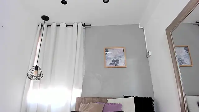  AlejaCruz  online show from 05/31/26, 12:12
