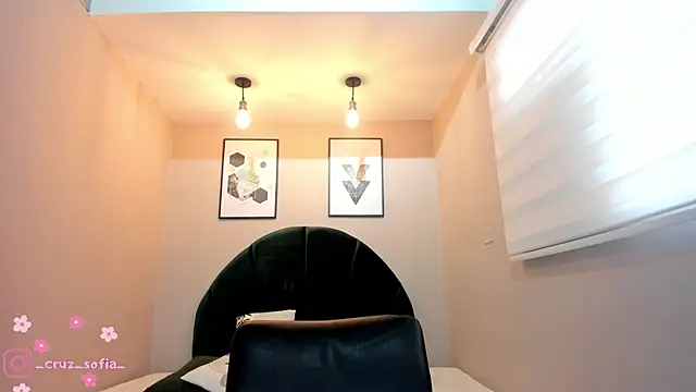  AlejaCruz  online show from 07/19/26, 12:09
