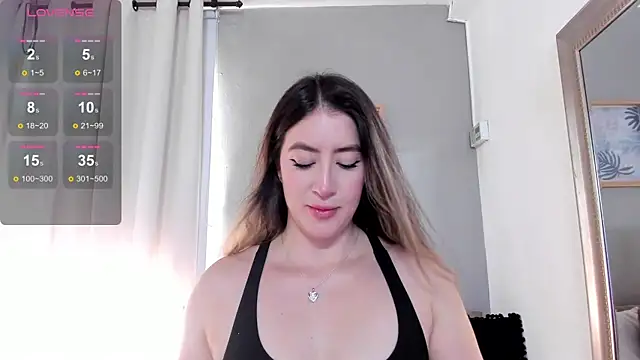  AlejaCruz  online show from 07/27/26, 07:32
