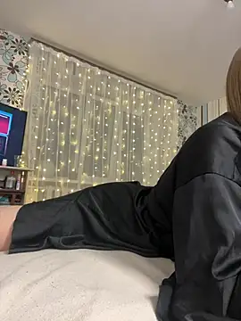 adel secret online show from 12/19/24, 08:13
