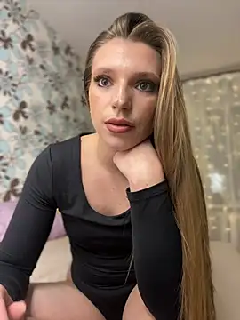 adel secret online show from 02/04/25, 08:17