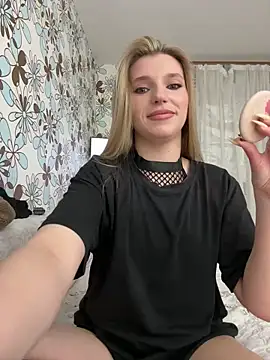 adel secret online show from 04/30/26, 08:57