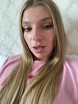 adel secret online show from 06/11/26, 12:25
