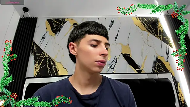 Adam Clay21 online show from 12/06/24, 07:45