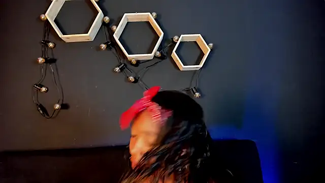 Charlotte  Brown  online show from 02/14/25, 01:18
