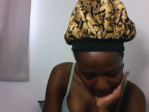 Deliciousbabe online show from 05/18/26, 09:04