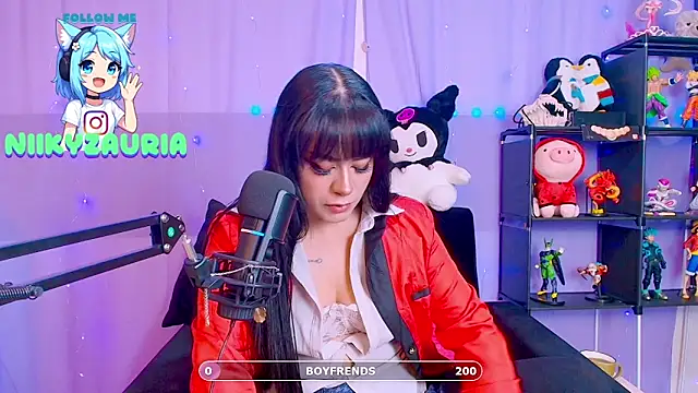 Snapshot of _niiky chatting on 11/05/25, 10:15 niiky online show from 11/05/25, 10:15