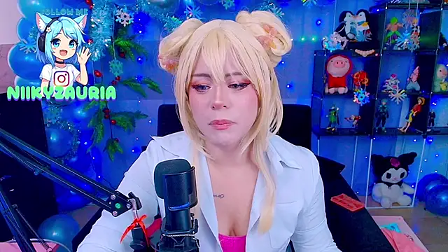 Snapshot of _niiky chatting on 12/04/25, 04:16 niiky online show from 12/04/25, 04:16