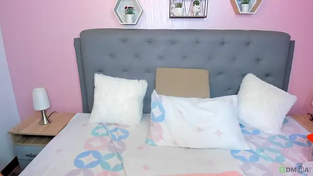 Latin Rachell3 online show from 09/20/25, 10:33