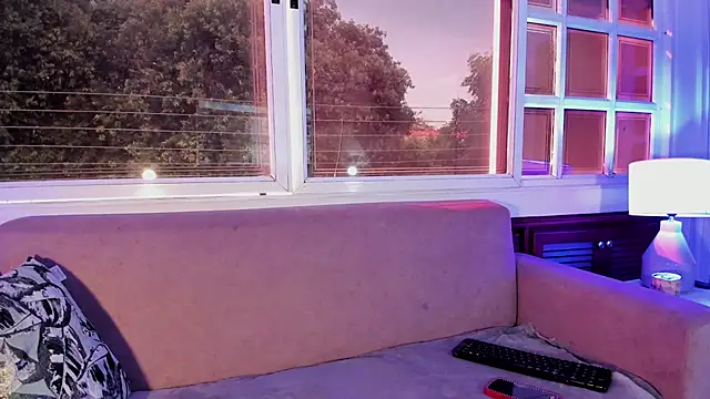 Alice simpson1 online show from 10/15/25, 11:54